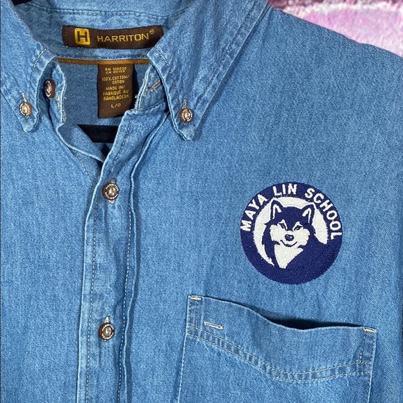 Harriton Denim Button-Up Shirt L Light Wash Embroidered Maya Lin School Husky - Picture 3 of 11